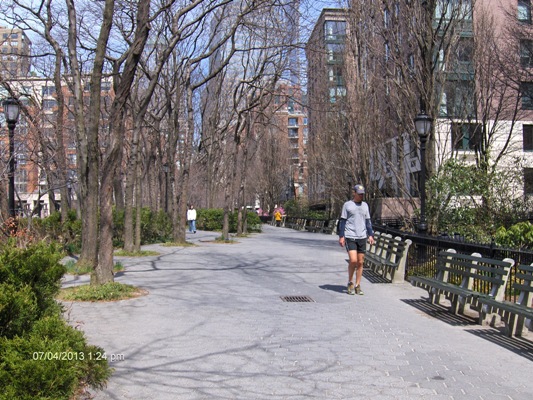 Joggers in Battery Park, New York